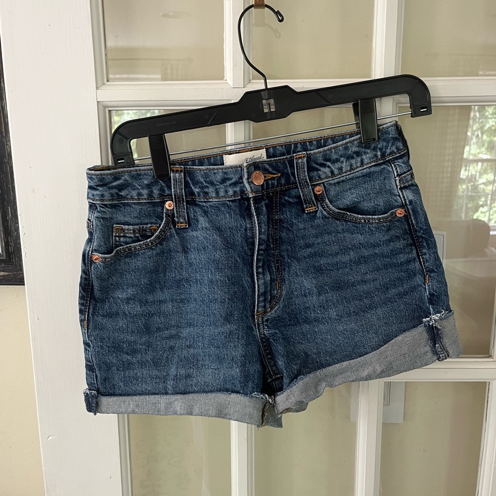 Universal Thread Womens Denim Shorts